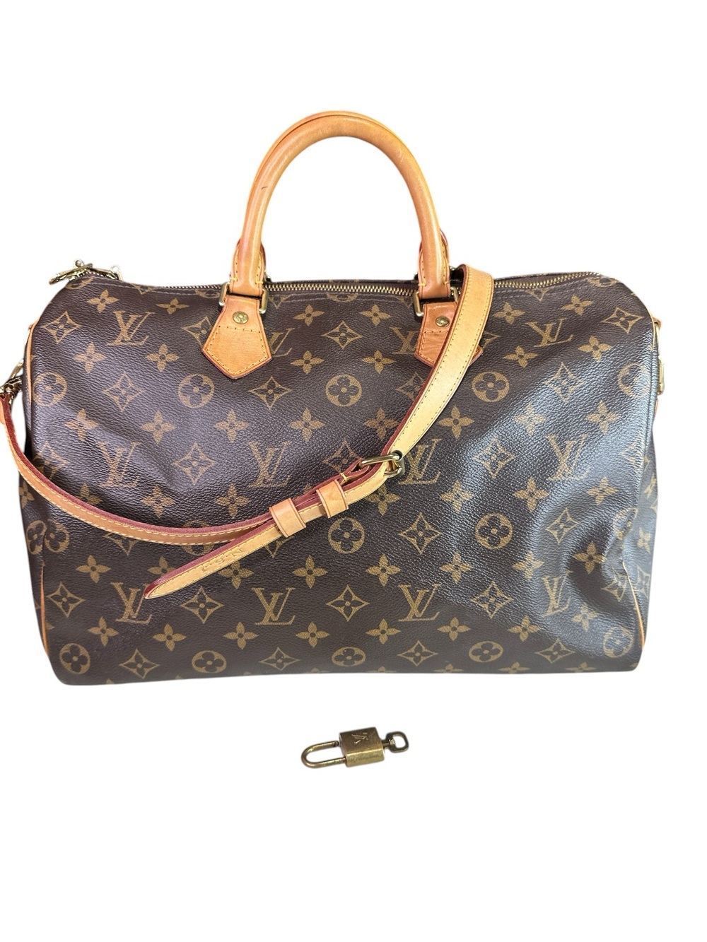 Louis Vuitton Brown Monogram Canvas Speedy Bandoulière with Vachetta Trim
